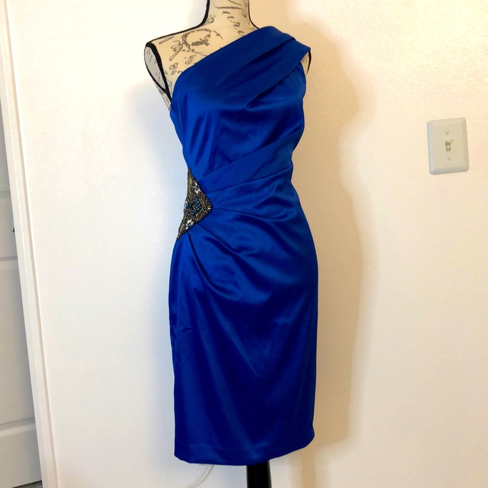 Eliza J Sapphire Blue dress Size 4 (EUC)